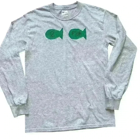 Tops - Dr Seuss One Fish Two Fish T-shirt Size Small